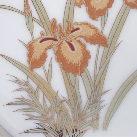 White Brown Iris Bone China Jewelry Trinket Box - Picture 4 of 8